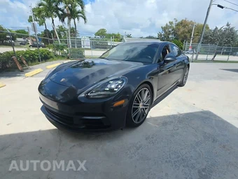 2020 Porsche Panamera