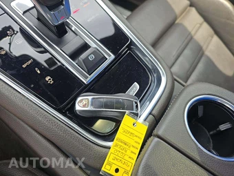2020 Porsche Panamera – miniatura 5