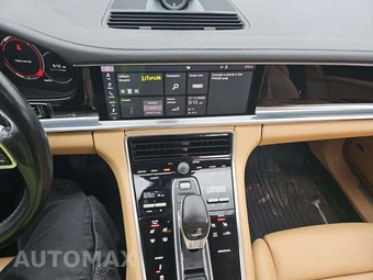 2020 Porsche Panamera – miniatura 10
