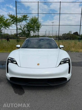 2020 Porsche Taycan 4S - miniatura 11