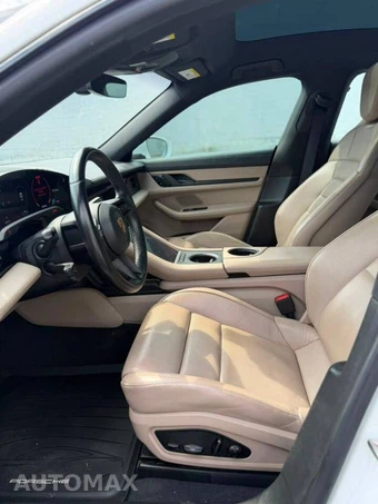 2020 Porsche Taycan 4S - miniatura 22
