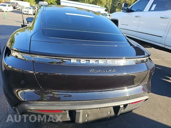 2020 Porsche Taycan 4S – miniatura 5
