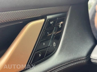 2020 Porsche Taycan Turbo S - miniatura 16