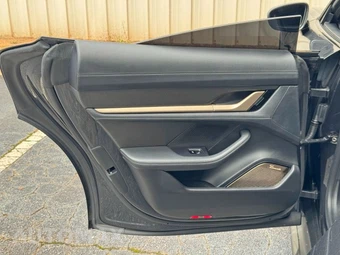 2020 Porsche Taycan Turbo S - miniatura 47