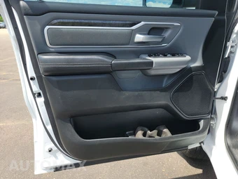 2020 Ram 1500 Big Horn Crew Cab Medium Bed - miniatura 9