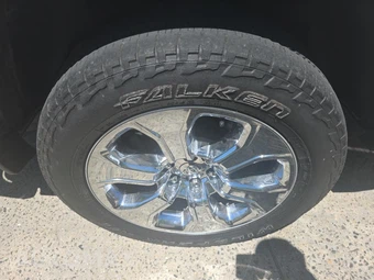 2020 Ram 1500 Big Horn Crew Cab Medium Bed - miniatura 10