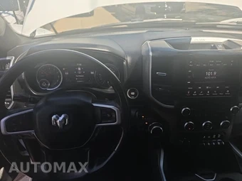 2020 Ram 1500 Big Horn Crew Cab Medium Bed - miniatura 14