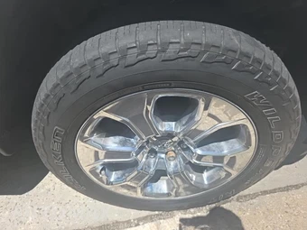 2020 Ram 1500 Big Horn Crew Cab Medium Bed - miniatura 9