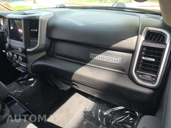 2020 Ram 1500 Big Horn Crew Cab Medium Bed - miniatura 19