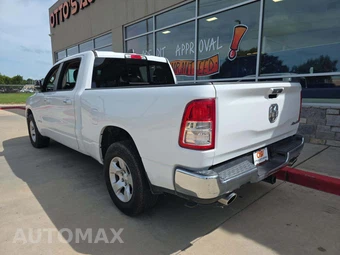 2020 Ram 1500 Big Horn Crew Cab Medium Bed - miniatura 2