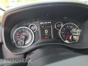 2020 Ram 1500 Big Horn Crew Cab Medium Bed - miniatura 9