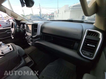 2020 Ram 1500 Big Horn Crew Cab Short Bed – miniatura 19