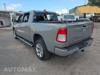 2020 Ram 1500 Big Horn Crew Cab Short Bed – miniatura 2