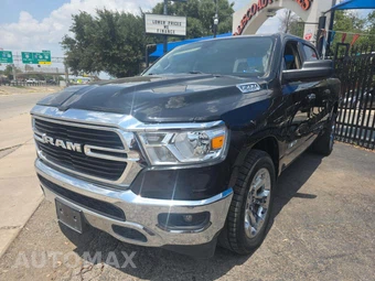 2020 Ram 1500 Big Horn Crew Cab Short Bed - samochód z USA z aukcji Manheim, oferta Kup Teraz w AUTOMAX