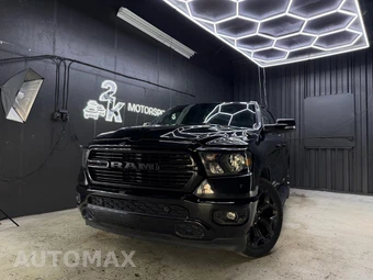 2020 Ram 1500 Big Horn Crew Cab Short Bed - miniatura 2