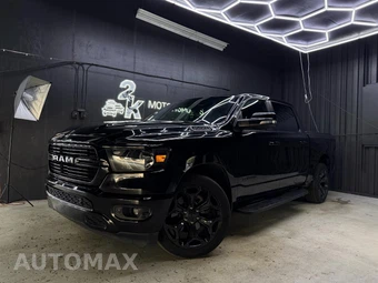 2020 Ram 1500 Big Horn Crew Cab Short Bed - miniatura 3