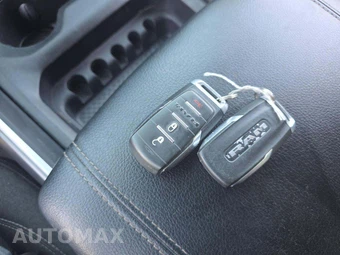 2020 Ram 1500 Big Horn Crew Cab Short Bed - miniatura 5