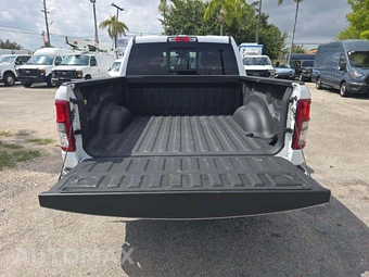 2020 Ram 1500 Big Horn Crew Cab Short Bed - miniatura 11