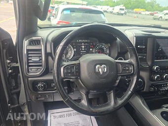 2020 Ram 1500 Big Horn Crew Cab Short Bed - miniatura 10