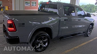 2020 Ram 1500 Big Horn Crew Cab Short Bed - miniatura 4