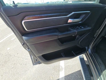 2020 Ram 1500 Big Horn Crew Cab Short Bed - miniatura 9
