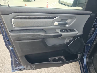 2020 Ram 1500 Big Horn Crew Cab Short Bed - miniatura 9