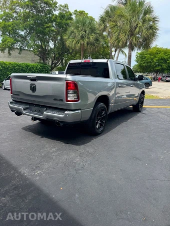 2020 Ram 1500 Big Horn Crew Cab Short Bed - miniatura 9