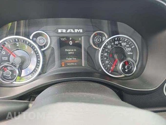 2020 Ram 1500 Big Horn Crew Cab Short Bed - miniatura 9