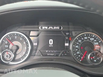 2020 Ram 1500 Big Horn Crew Cab Short Bed - miniatura 12