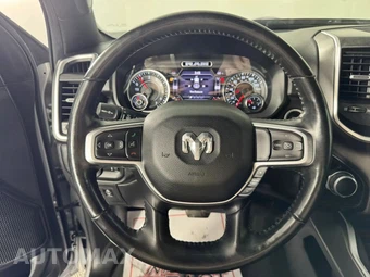 2020 Ram 1500 Big Horn Crew Cab Short Bed - miniatura 13