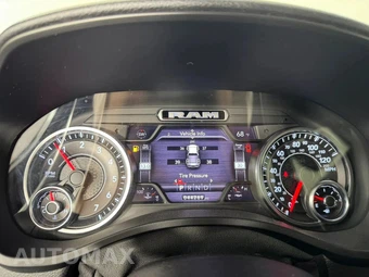 2020 Ram 1500 Big Horn Crew Cab Short Bed - miniatura 14