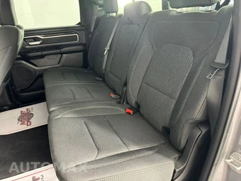 2020 Ram 1500 Big Horn Crew Cab Short Bed - miniatura 33
