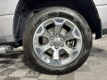 2020 Ram 1500 Big Horn Crew Cab Short Bed - miniatura 41