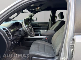 2020 Ram 1500 Big Horn Crew Cab Short Bed - miniatura 4