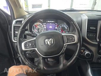 2020 Ram 1500 Big Horn Crew Cab Short Bed - miniatura 10