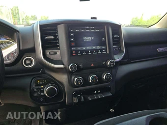 2020 Ram 1500 Big Horn Crew Cab Short Bed - miniatura 7