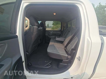 2020 Ram 1500 Big Horn Crew Cab Short Bed - miniatura 10