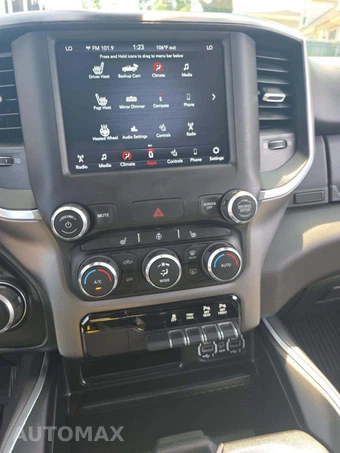 2020 Ram 1500 Big Horn Crew Cab Short Bed - miniatura 10
