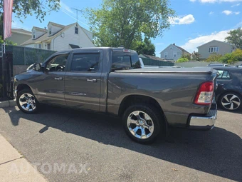 2020 Ram 1500 Big Horn Crew Cab Short Bed - miniatura 2