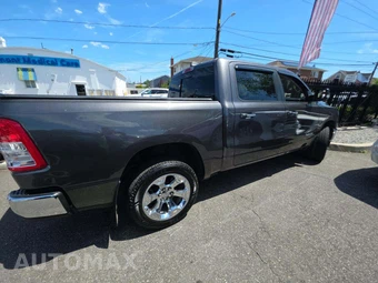 2020 Ram 1500 Big Horn Crew Cab Short Bed - miniatura 3