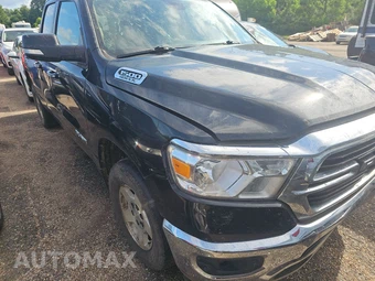 2020 Ram 1500 Big Horn Extended Cab Medium Bed – miniatura 3