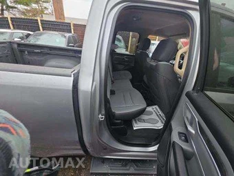 2020 Ram 1500 Big Horn Extended Cab Medium Bed - miniatura 16