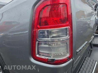 2020 Ram 1500 Big Horn Extended Cab Medium Bed - miniatura 32