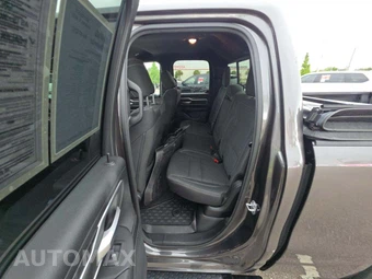 2020 Ram 1500 Big Horn Extended Cab Medium Bed - miniatura 13
