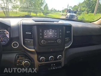 2020 Ram 1500 Big Horn Extended Cab Medium Bed – miniatura 10