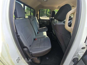 2020 Ram 1500 Big Horn Extended Cab Medium Bed – miniatura 16