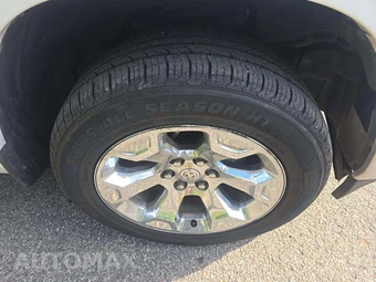 2020 Ram 1500 Big Horn Extended Cab Medium Bed – miniatura 24