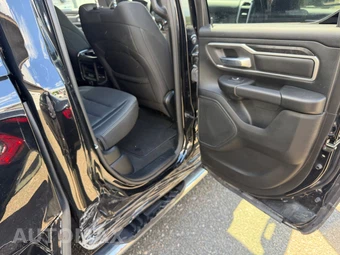 2020 Ram 1500 Big Horn Extended Cab Medium Bed - miniatura 42