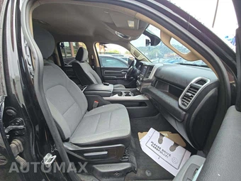 2020 Ram 1500 Big Horn Extended Cab Medium Bed – miniatura 18