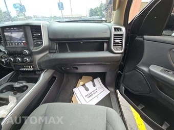 2020 Ram 1500 Big Horn Extended Cab Medium Bed – miniatura 19